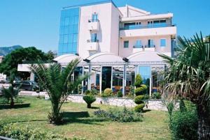 Sajo Otel 4*