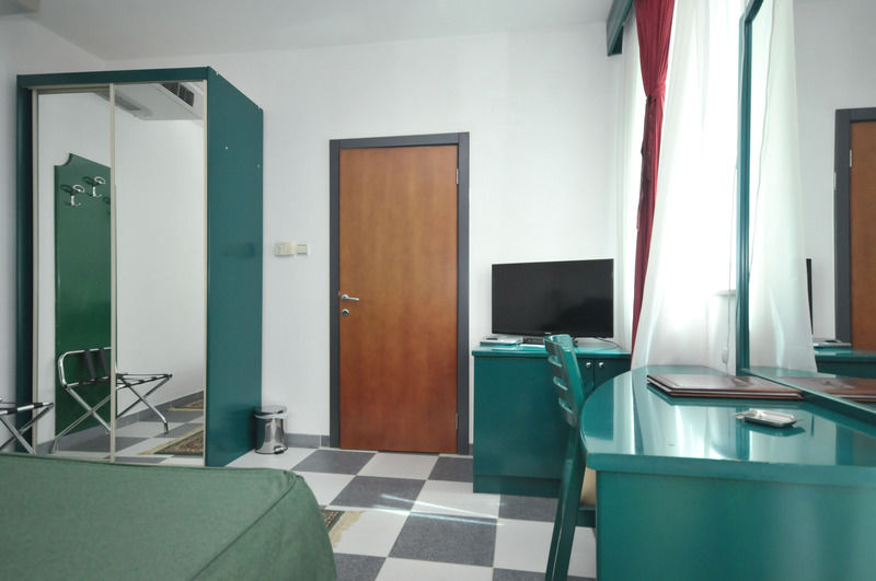 Sajo Otel 4*